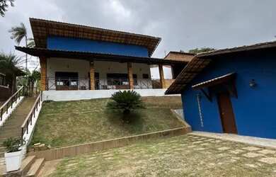 Imagem: A pousada chalé possui 3 Dormitórios, Acomodam 8 pessoas