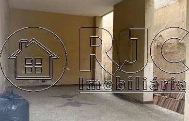 Imagem 4: Imóvel para venda possui 211 metros quadrados com 3 quartos em Tijuca...