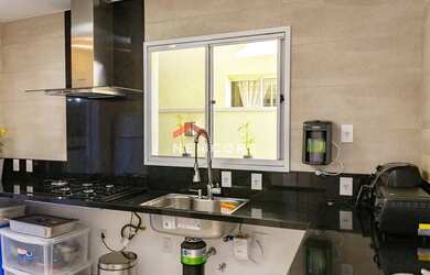 Imagem 15: Casa de condomínio em Rua dos Coqueirais - Jardim Petrópolis - Cotia/SP