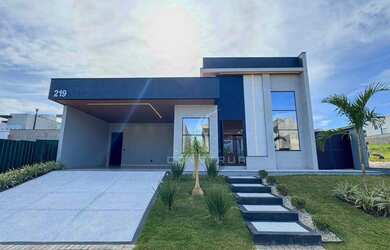 Imagem: A casa em condomínio possui 3 Dormitórios, 5 Banheiros, 4