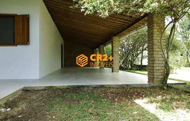 Imagem: A casa possui 4 Dormitórios, 5 Banheiros, 5 Vagas na garagem