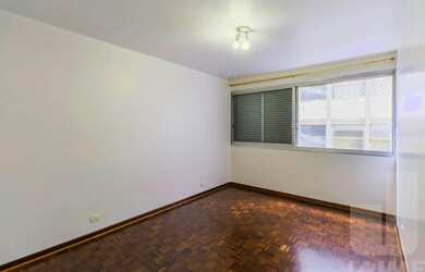 Imagem 11: Apartamento amplo em área nobre, 4 dormitórios sendo 2 suítes e 2 vagas...