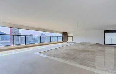 Imagem: O apartamento possui 4 Dormitórios, 5 Banheiros, 4 Vagas na