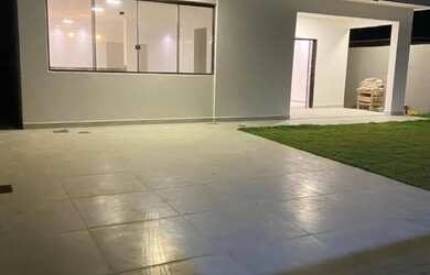 Imagem: A casa em condomínio possui 3 Dormitórios, 3 Banheiros, 2