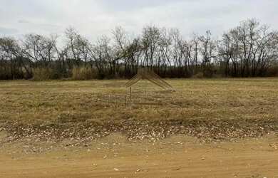 Imagem: O terreno possui 500m² de Área e está localizado em Porangaba