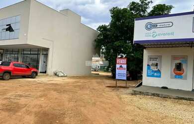 Imagem: O depósito possui 1 Vaga na garagem, 144m² de Área e está