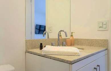 Imagem 15: Apartamento com 1 Quarto para alugar, 30m² - República