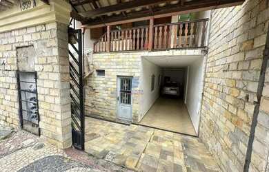 Imagem: O depósito possui 1 Vaga na garagem, 82m² de Área e está