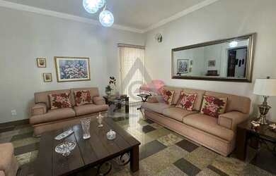 Imagem 7: Casa à venda em Campinas, Cambuí, com 3 quartos, com 172 m²