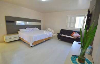 Imagem 7: Casa a venda. Churrasqueira, Ar-condicionado, 305-0m² de Áreae2 Vagas...