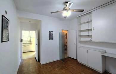 Imagem: O depósito possui 30m² de Área e está localizado em Centro