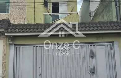 Imagem: A casa possui 4 Dormitórios, 3 Banheiros, 2 Vagas na garagem