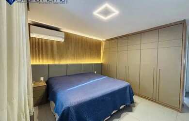 Imagem: A casa possui 3 Dormitórios, 5 Banheiros, 3 Vagas na garagem