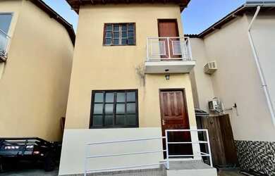 Imagem: A casa possui 2 Dormitórios, 1 Banheiro, 1 Vaga na garagem