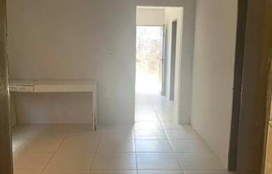 Imagem: A casa possui 2 Dormitórios, 3 Banheiros, 190m² de Área e