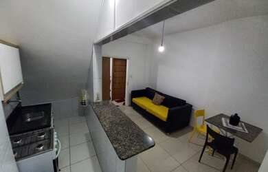 Imagem: O apartamento possui 1 Dormitório, 1 Banheiro, 1 Vaga na garagem