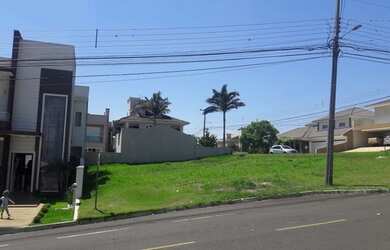 Imagem: A casa possui 300m² de Área e está localizado em Oficinas