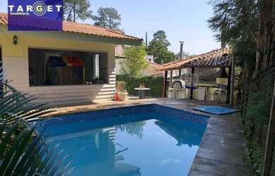 Imagem: A casa em condomínio possui 3 Dormitórios, 4 Banheiros, 4