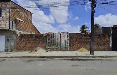 Imagem: O terreno possui 396m² de Área e está localizado em Granja