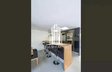 Imagem: O apartamento na cobertura à venda possui 2 Dormitórios, 3