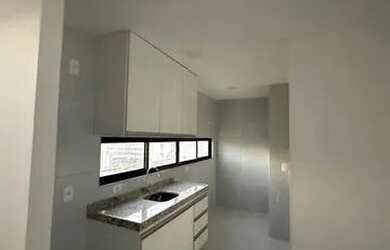 Imagem 9: Edf. Manoel Cordeiro 1/4 em frente à estação ferroviária