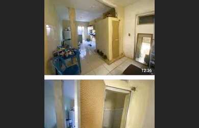 Imagem: A casa possui 5 Dormitórios, 2 Banheiros, 2 Vagas na garagem