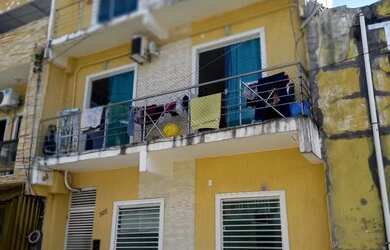 Imagem: A casa possui 2 Dormitórios e 1 Banheiro e está localizado