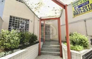 Imagem: A casa em condomínio possui 5 Dormitórios, 2 Banheiros, 420m²