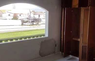 Imagem: O apartamento possui 2 Dormitórios, 1 Banheiro e está localizado