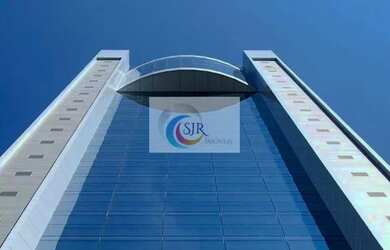 Imagem: O depósito possui 5 Vagas na garagem, 257m² de Área e está