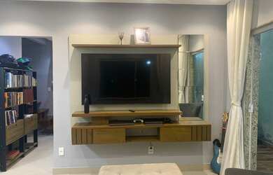 Imagem: A casa possui 2 Dormitórios, 3 Banheiros, 1 Vaga na garagem