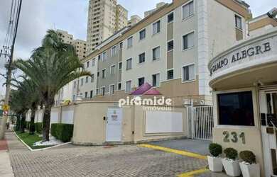 Imagem: O apartamento possui 2 Dormitórios, 1 Banheiro, 1 Vaga na garagem