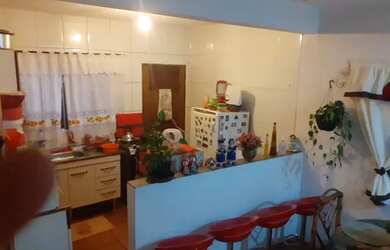 Imagem 3: Vendo Casa. Varanda, 1 Vaga na garageme3 Dormitórios