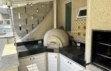 Imagem: O apartamento na cobertura possui 4 Dormitórios, 5 Banheiros