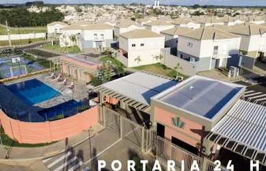 Imagem: A casa em condomínio possui 3 Dormitórios, 2 Banheiros, 2