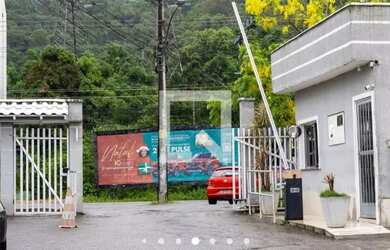 Imagem 14: Alugo. 1 Banheiroe3 Dormitórios