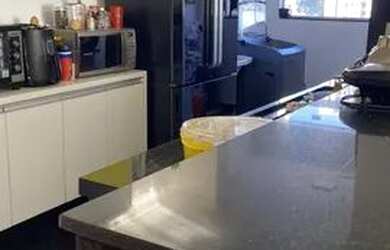 Imagem: O apartamento possui 3 Dormitórios, 2 Banheiros, 1 Vaga na