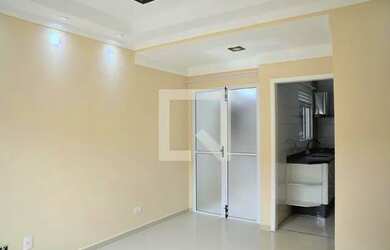 Imagem: A casa em condomínio possui 2 Dormitórios, 2 Banheiros, 1