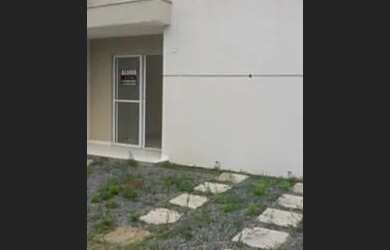 Imagem: A casa em condomínio possui 2 Dormitórios, 2 Banheiros, 3