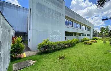 Imagem: O depósito possui 5 Vagas na garagem, 3.394m² de Área e