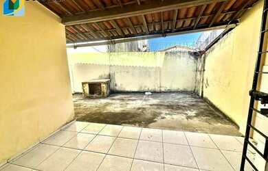 Imagem 10: Casa com 3 Quartos para alugar no Bairro São Gerardo