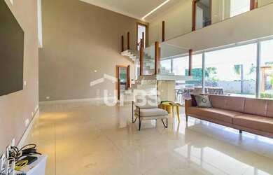 Imagem 3: Jardins Milão - Casa de Condomínio 4 quartos, sendo 3 suítes