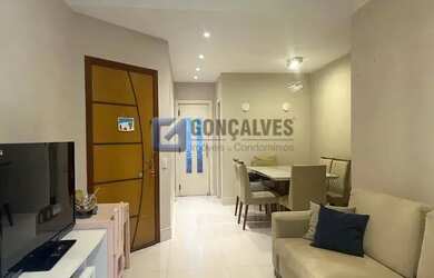 Imagem: O apartamento possui 3 Dormitórios, 3 Banheiros, 2 Vagas na