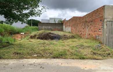 Imagem: O terreno possui 168m² de Área e está localizado em Capela