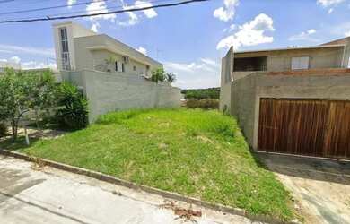 Imagem: O terreno possui 200m² de Área, Imóvel novo e está localizado