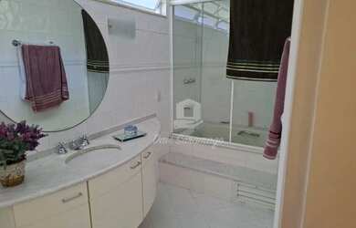 Imagem 12: Linda Mansão em condomínio na Fróes