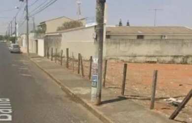 Imagem: O terreno possui 400m² de Área e está localizado em Brasil