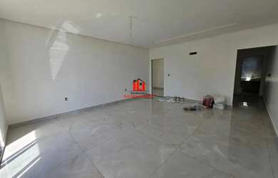 Imagem 8: Casa Duplex no Alphaville 4 com 5 Suítes sendo 2 com Closet Próximo...