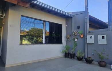 Imagem: A casa em condomínio possui 2 Dormitórios, 3 Banheiros, 2