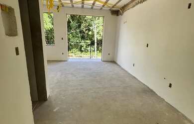 Imagem: O apartamento possui 1 Dormitório, 1 Banheiro, 1 Vaga na garagem